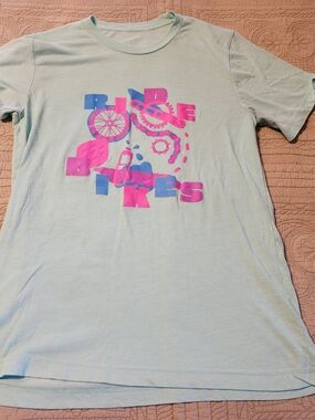 Source Unknown Light Mint Short Sleeve Tee with Pink & Blue Bike Graphic